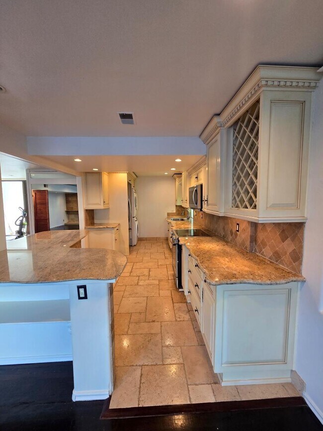 Building Photo - 4312 Spindrift Way