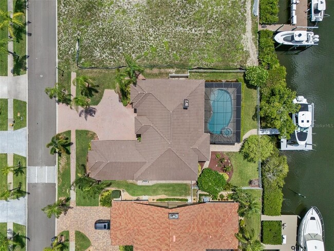 Building Photo - 949 Allegro Ln