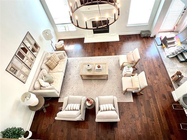 Building Photo - 607 Sante Fe Dr