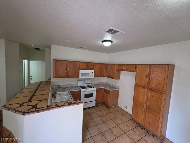 Building Photo - 2506 Lady Elizabeth Ct