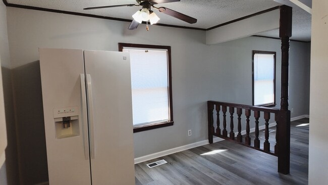 Building Photo - 310 E Jackson St