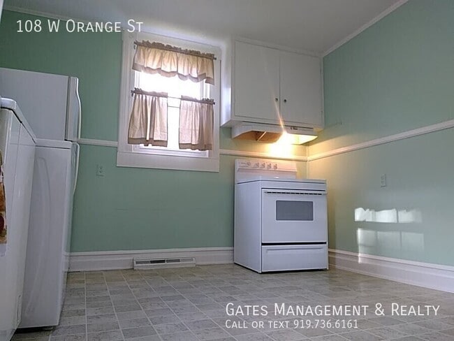 Building Photo - 108 W Orange St