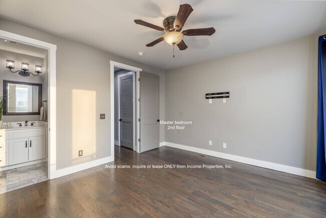 Building Photo - 226 22nd St