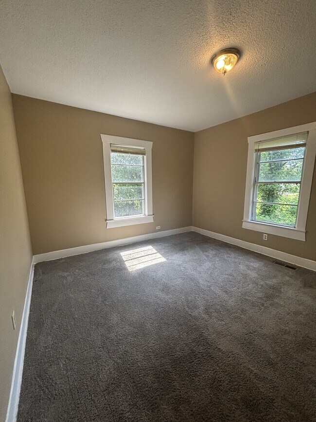 Building Photo - 538 Gulfport St