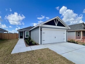 Building Photo - 396 Tejas Trl