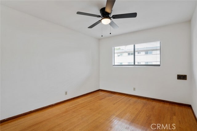 Building Photo - 983 W 10th St
