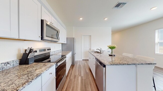 Building Photo - 5814 Lilac Lndg