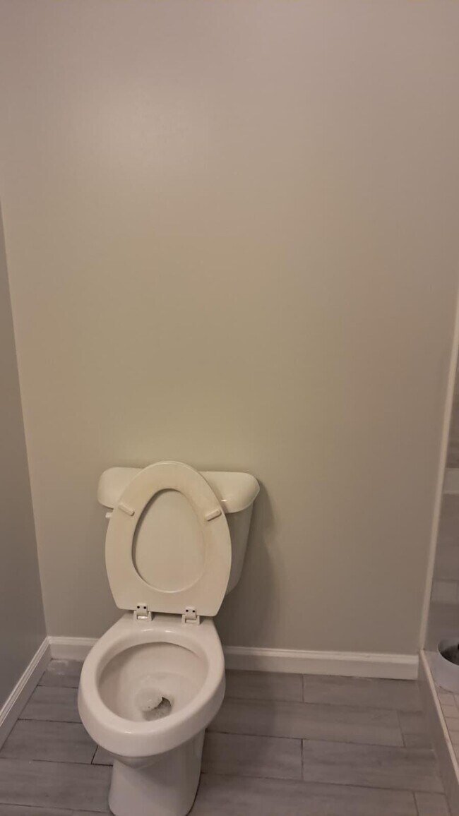 Building Photo - 624 Washington St