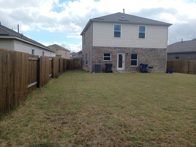 Building Photo - 1328 Windermere Wy