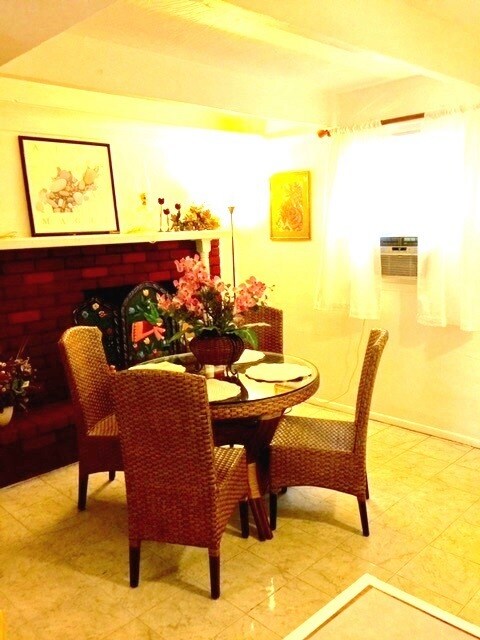 Building Photo - 10 Woodchuck Ln