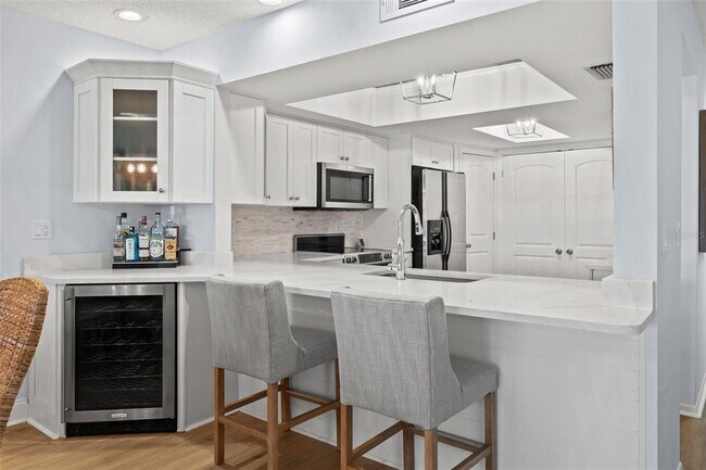 Building Photo - 220 Skiff Point