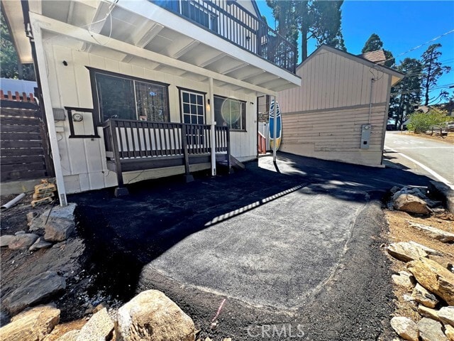 Building Photo - 969 Fern Dr