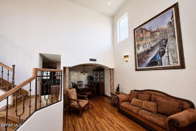 Building Photo - 12267 Bronco Buster Ln