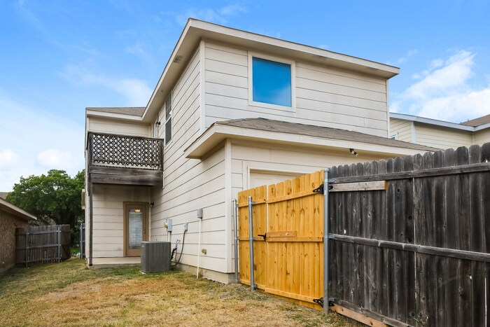 Building Photo - 116 Callender Dr