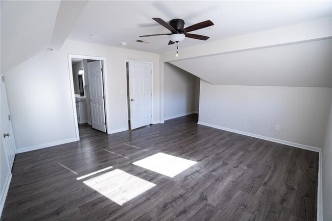 Building Photo - 965 Harwell St NW