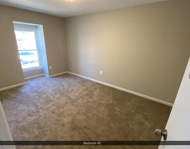 Building Photo - 99 Brittany Farms Rd