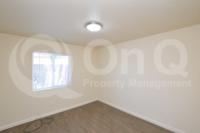 Building Photo - 2719 E Tierra Buena Ln
