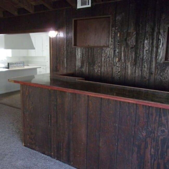 Building Photo - Spacious Private Home with Pool on Nearly Half an Acre