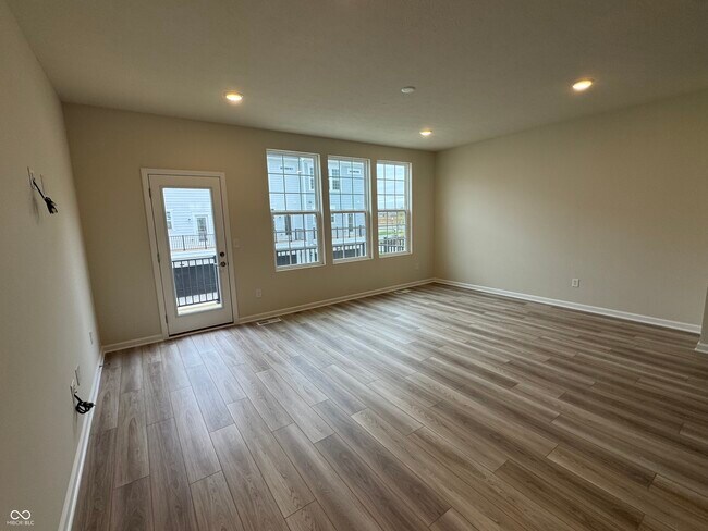 Building Photo - 14548 Elsmere Ln