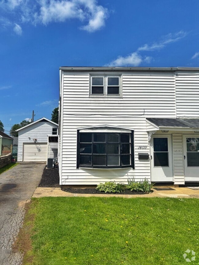 Building Photo - Charming 3-Bedroom Home in Quiet Cul-de-Sa...