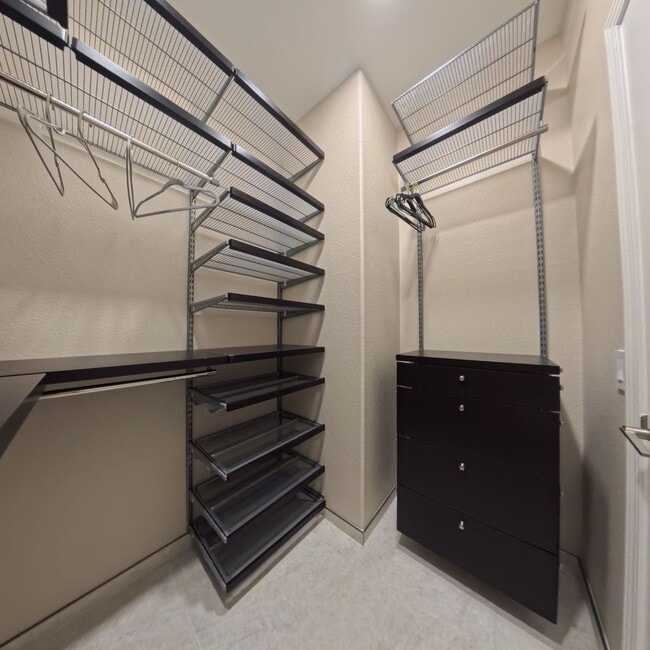 Building Photo - 8725 W Flamingo Rd