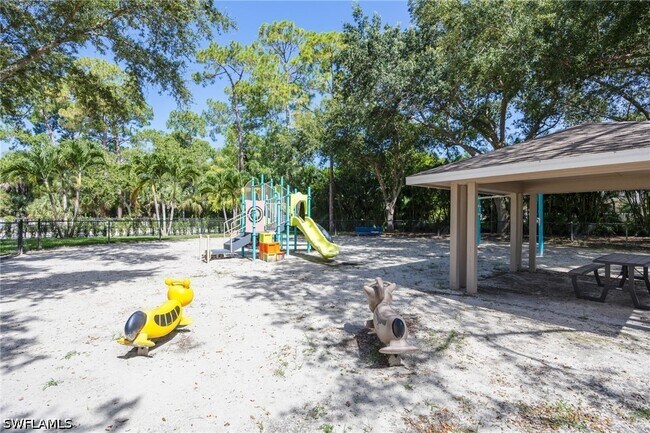 Building Photo - 789 Coldstream Ct