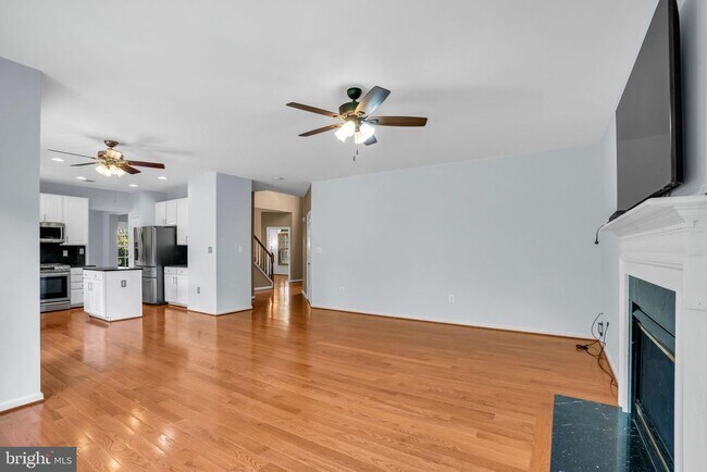 Building Photo - 8142 Tenbrook Dr