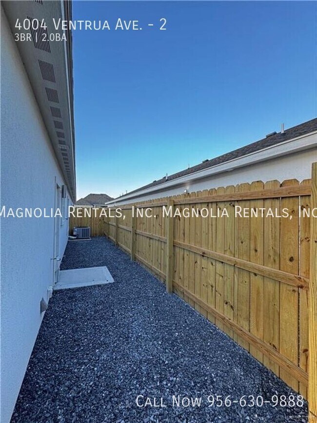 Building Photo - 4004 Ventura Ave