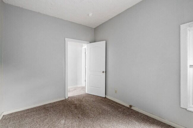 Building Photo - 1518 Worthington St