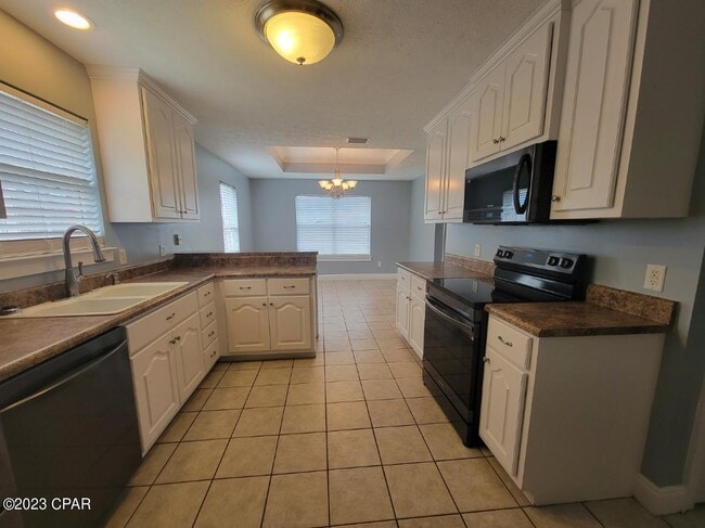 Building Photo - 4806 McCall Ln