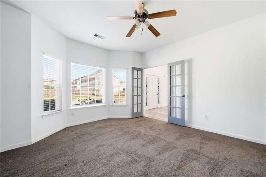 Building Photo - 1582 Ewing Farm Dr