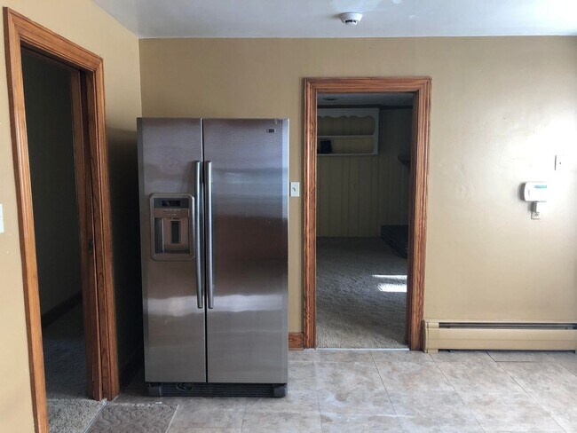 Building Photo - Charming Ranch Style Home! "ASK ABOUT OUR ...