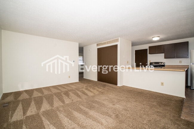 Building Photo - 8209 Mount Washington Dr