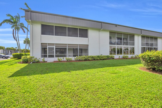Building Photo - 433 Piedmont J