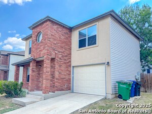 Building Photo - 115 McLennan Oak