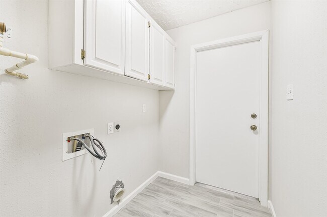 Building Photo - 12415 Pantano Drive