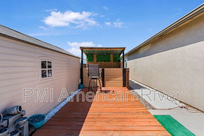 Building Photo - 1355 Dusty Maiden Dr