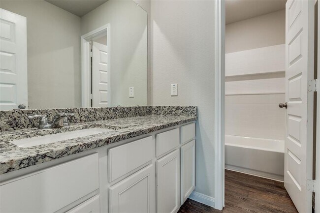 Building Photo - 13840 Green Heron Way