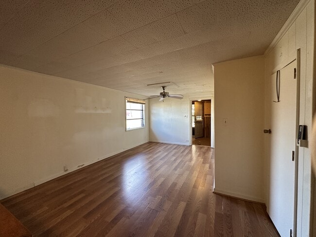 Building Photo - 7992 Reynolda Rd