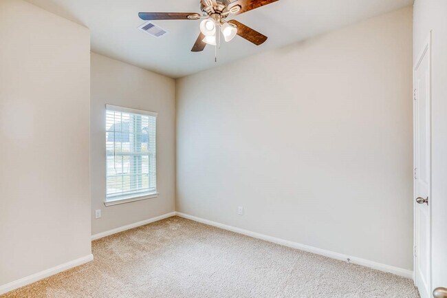 Building Photo - 8211 Blooming Meadow Ln