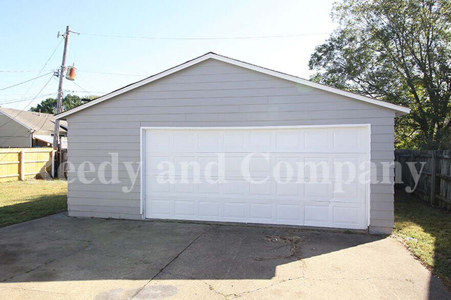 Building Photo - 4358 Cloudburst Cove