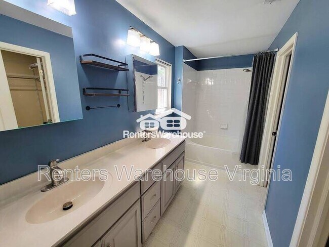 Building Photo - 2135 Sunset Maple Ln