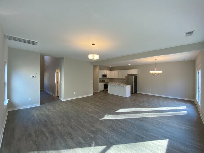 Building Photo - Home for Rent in Pinson, AL!!!! Available to View!