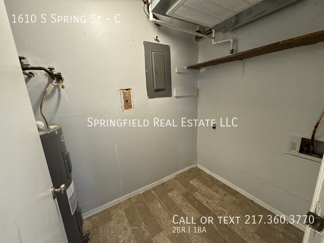 Building Photo - 1610 S Spring St