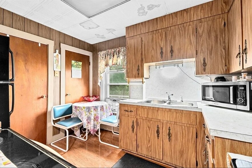 Kitchen - 50 Union Pl