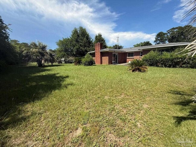 Building Photo - 309 Gamarra Rd