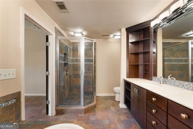Building Photo - 2901 Timbercreek Cir