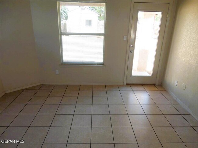 Building Photo - 4564 Joseph Rodriguez Dr