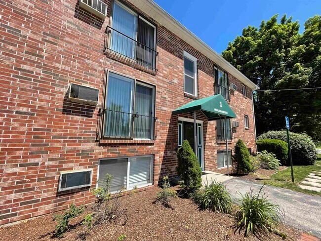 Building Photo - 93 West St