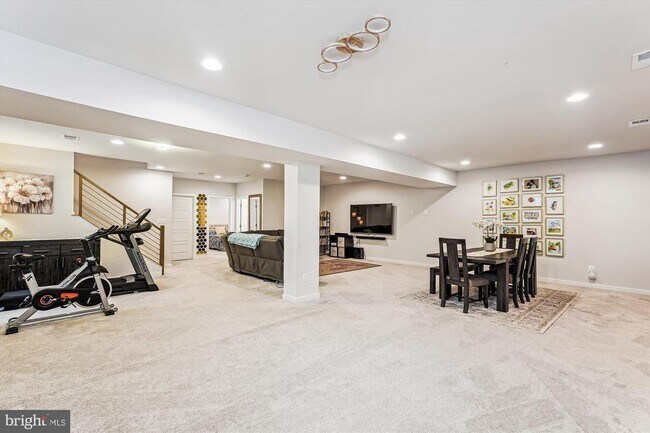 Building Photo - 42023 Spring Air Dr